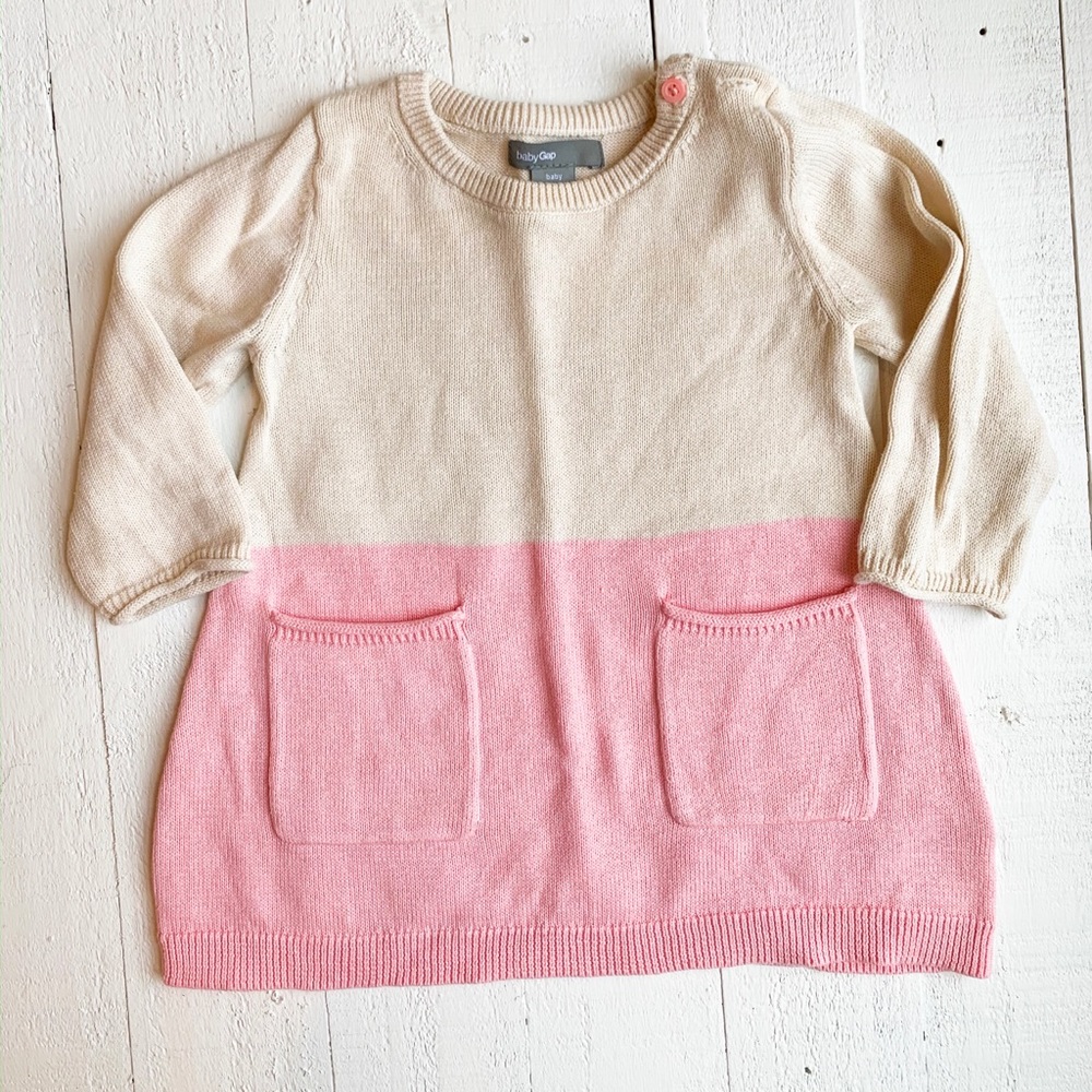 Baby gap knit dress size 3-6 months